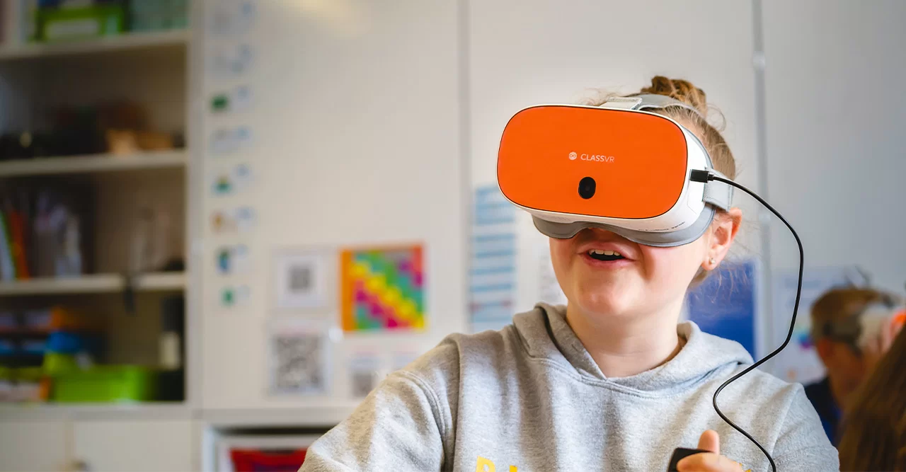 Child-wearing-ClassVR-headsets.jpg